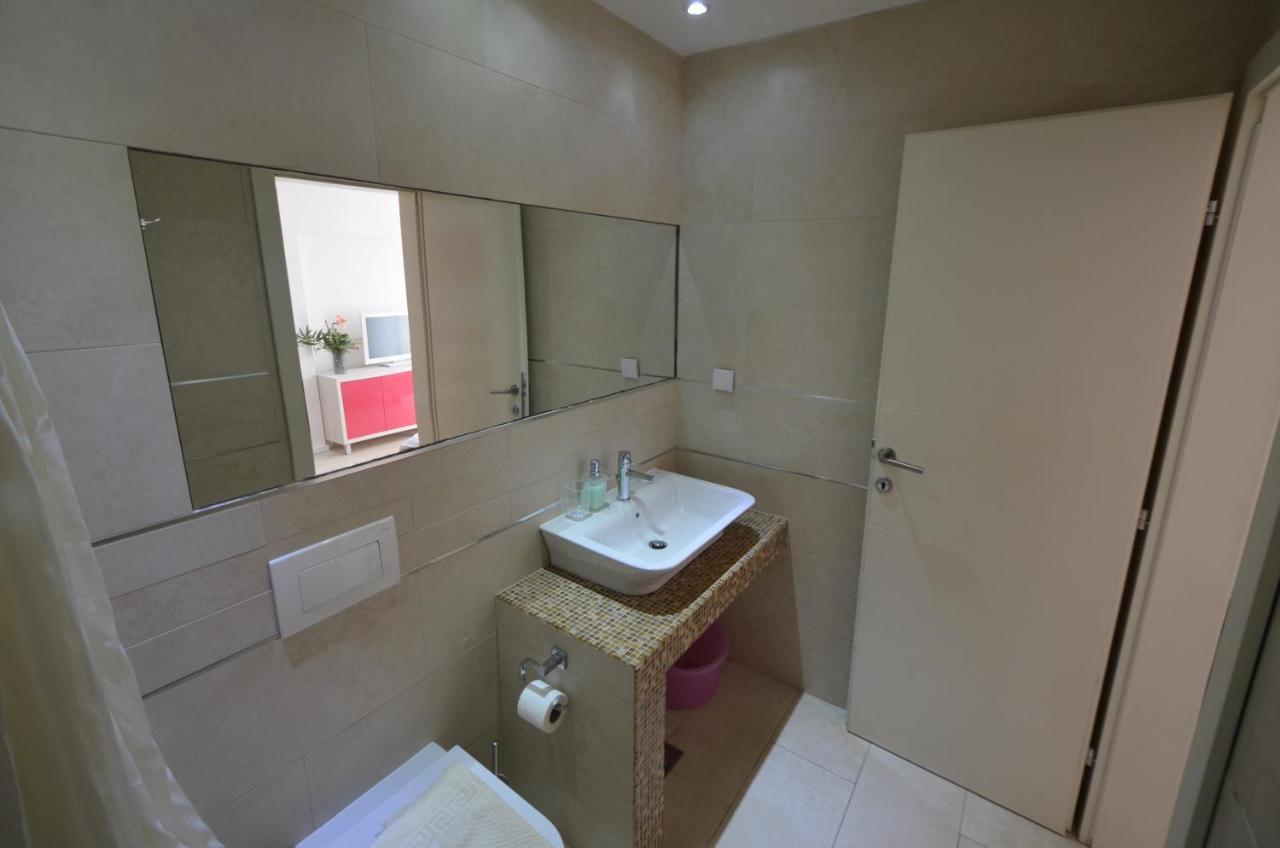 Apartments Karmen Maria Novigrad  Ngoại thất bức ảnh