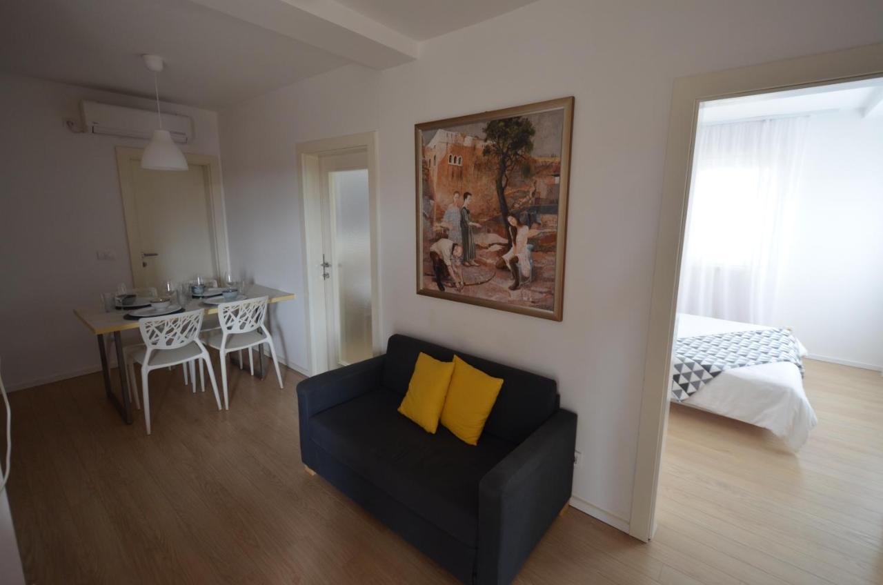 Apartments Karmen Maria Novigrad  Ngoại thất bức ảnh